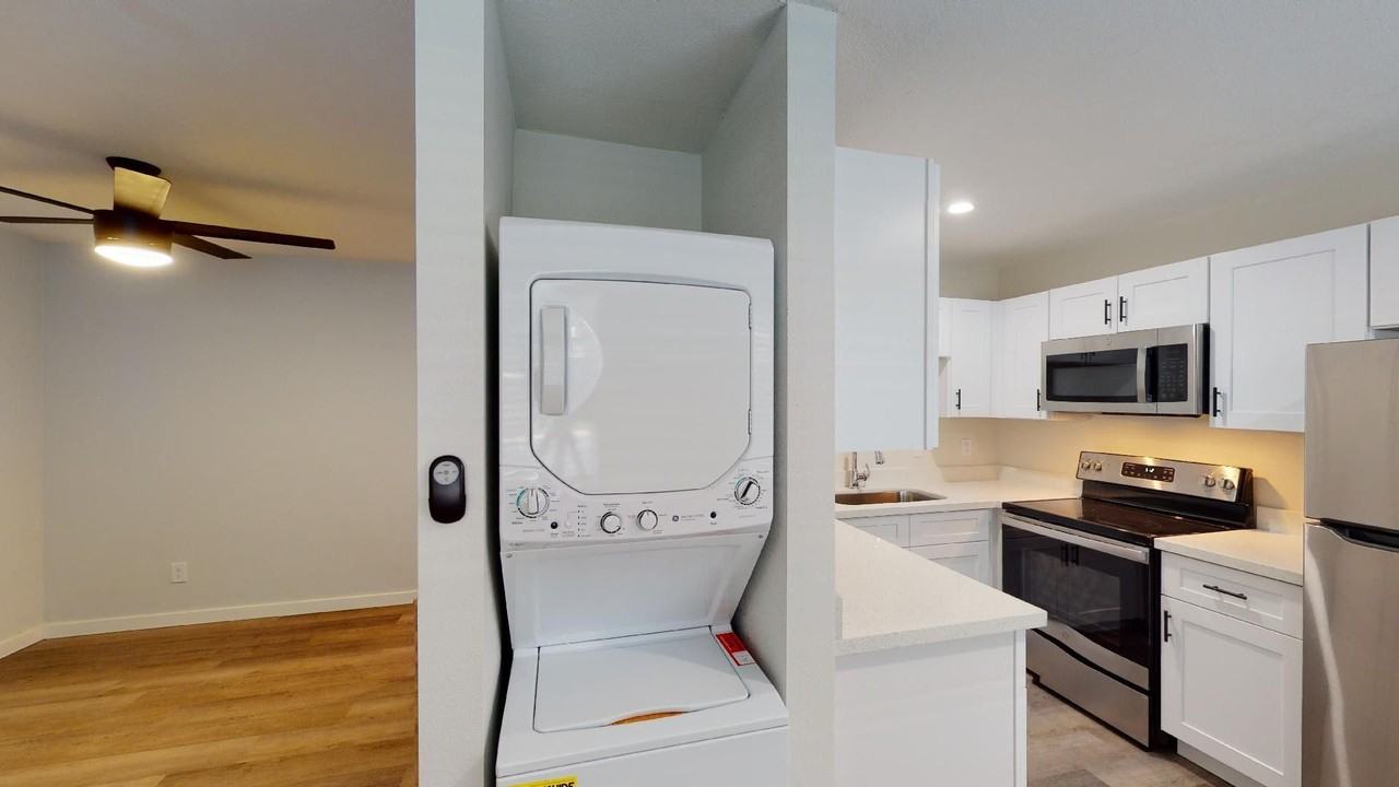 Aurora 22 - Photo 4 of 50