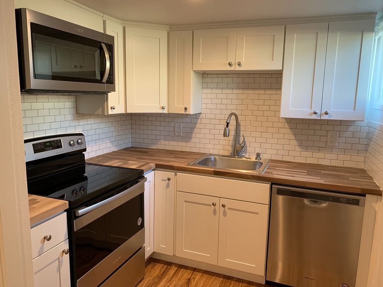 1315 S 9th St #B - Photo 4 of 12