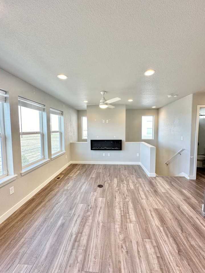 5640 Tramore Ct - Photo 4 of 18