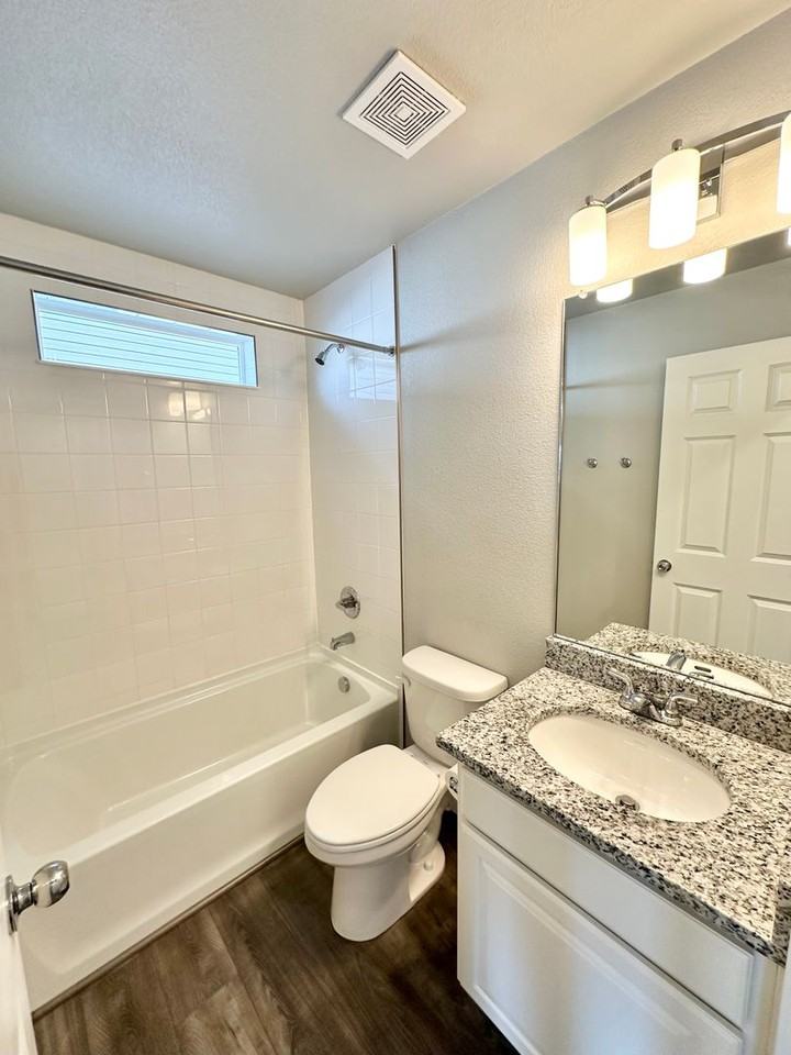 5640 Tramore Ct - Photo 7 of 18