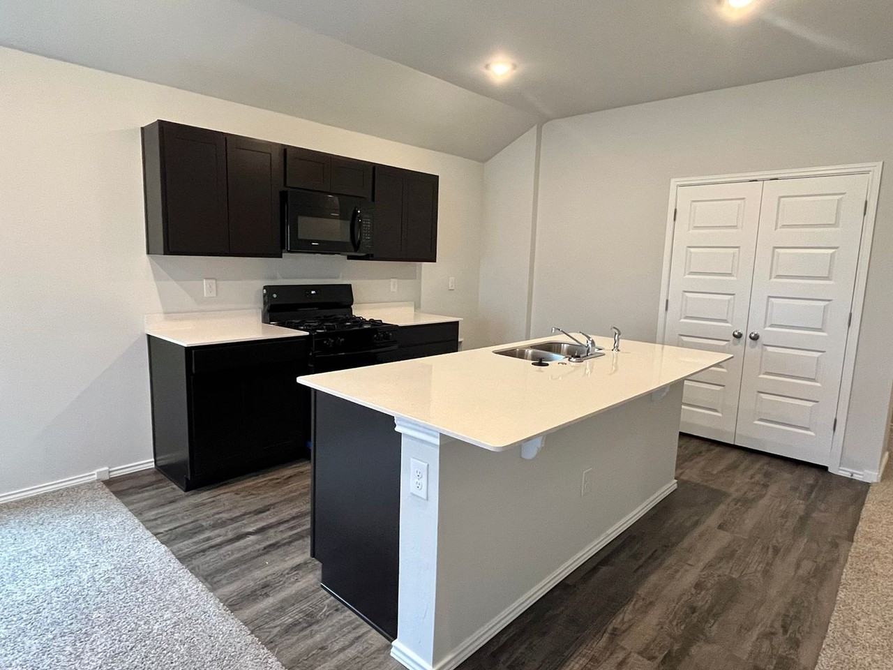 11625 Krew Way - Photo 5 of 18
