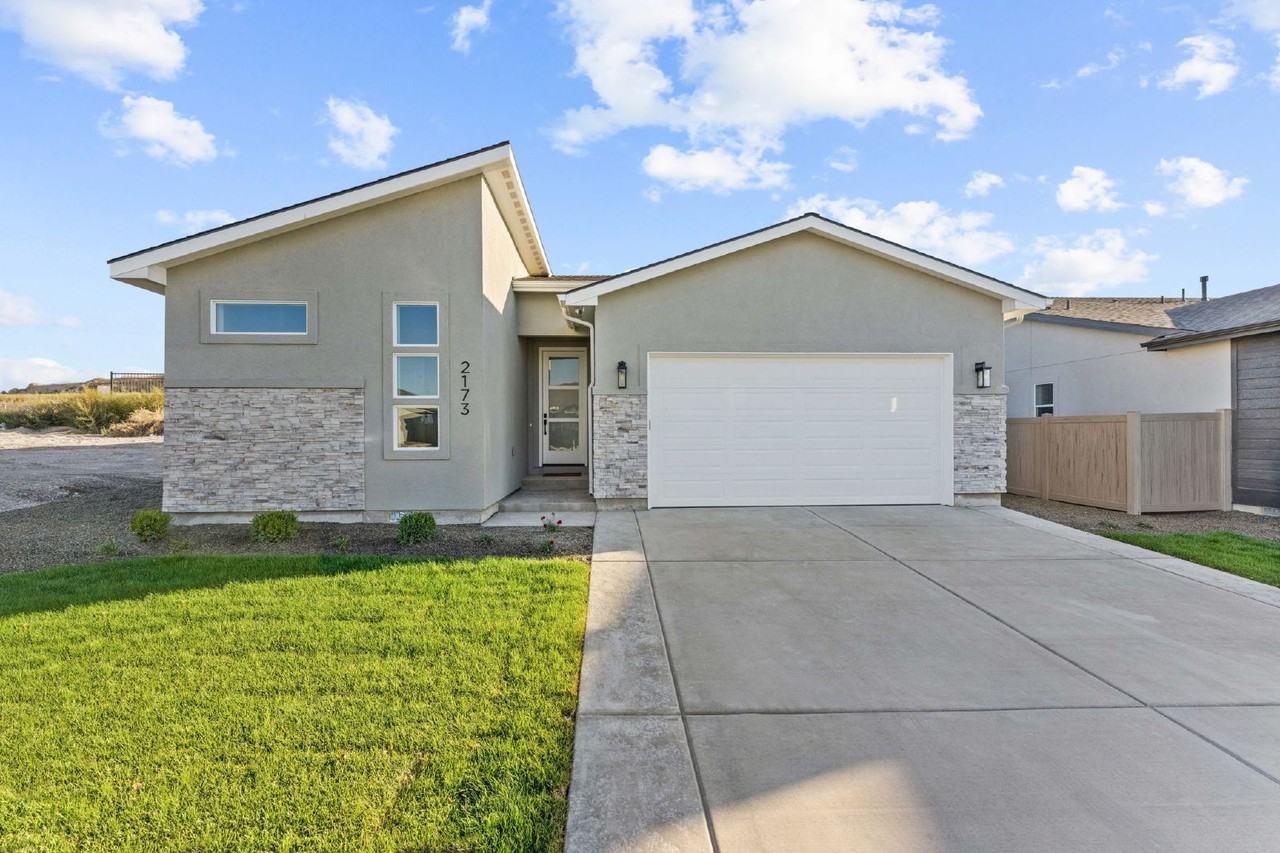 2173 W Herron Ridge Dr - Photo 4 of 49