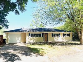 featured image of 3615 N Grant St