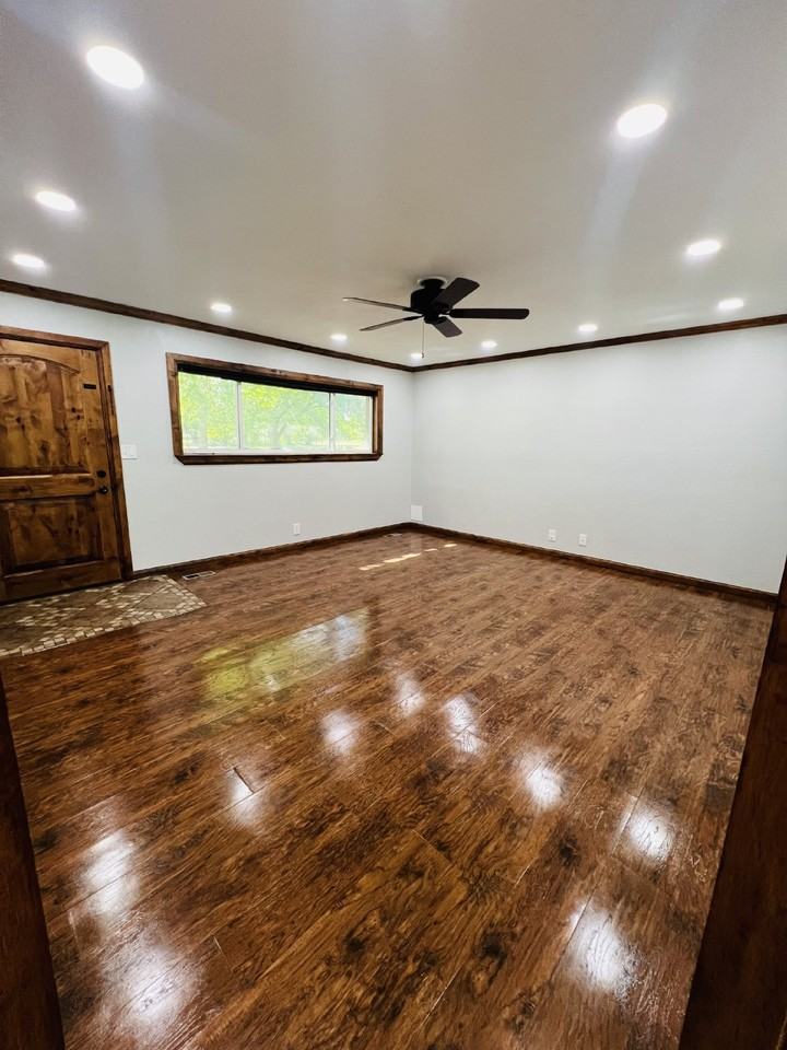 3615 N Grant St - Photo 2 of 21