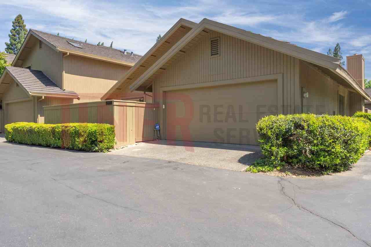 2155 Promontory Point Ln - Photo 2 of 31