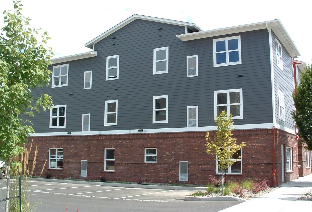 333 1st Ave E - Photo 2 of 4