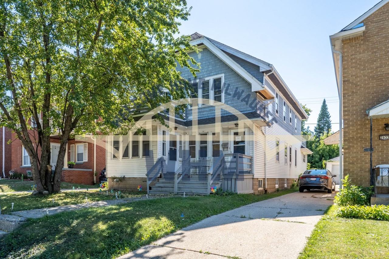 2931 N 60th St - Photo 2 of 16