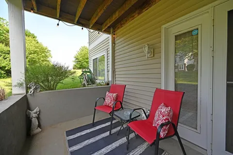551 Aspen Glen Dr #604 - Photo 3 of 19