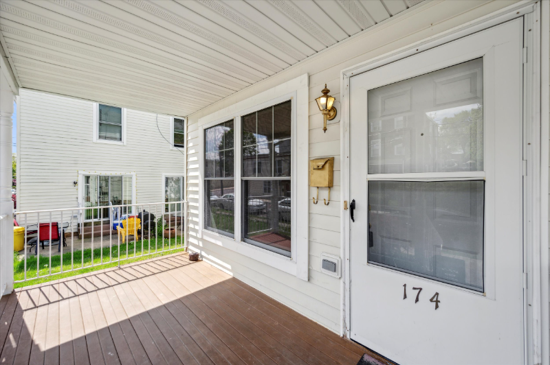 174 Simpson Rd - Photo 2 of 15
