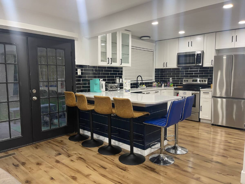 3723 Stafford St - Photo 6 of 20