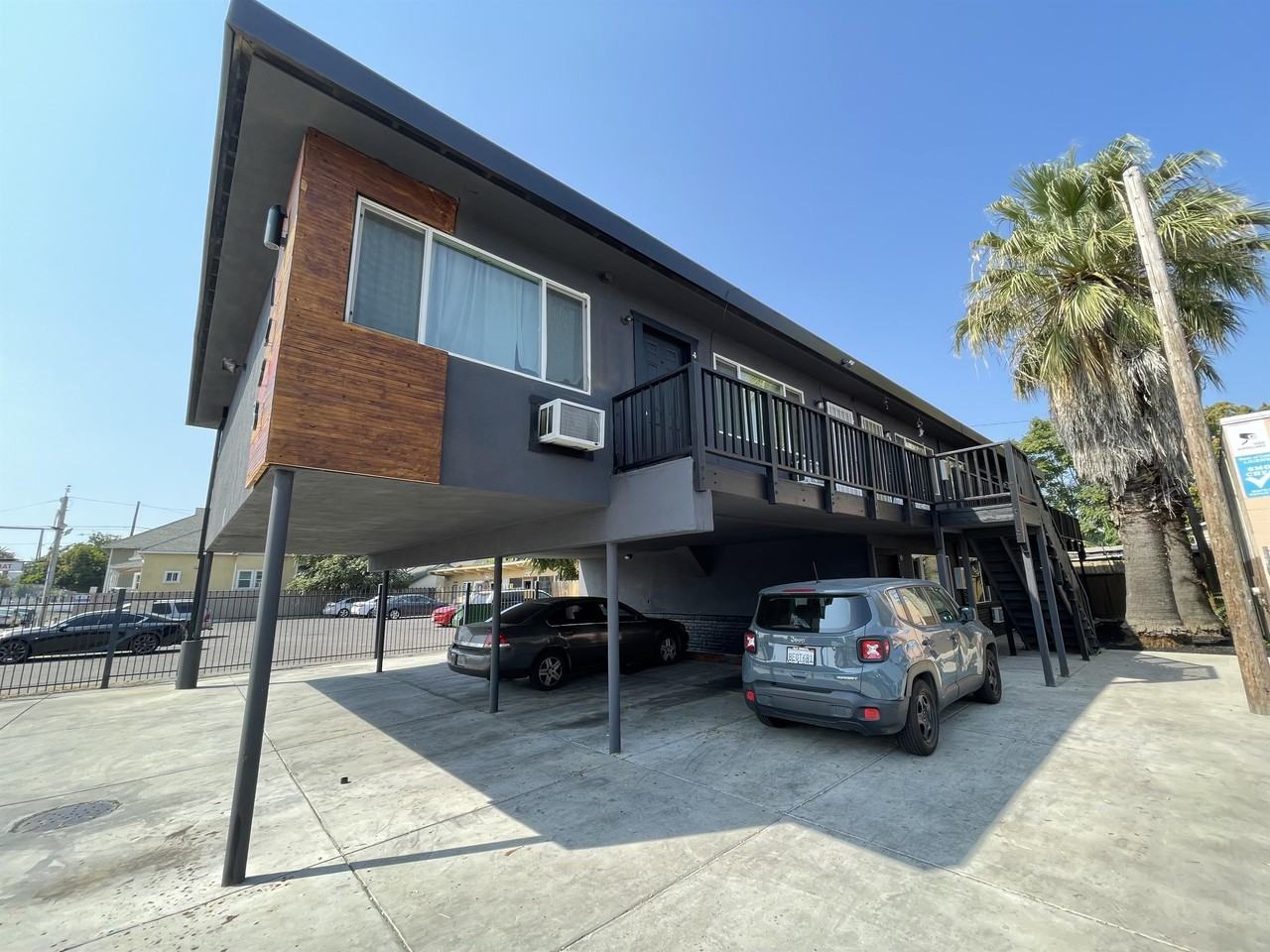 1233 E. Weber Avenue - Photo 7 of 24