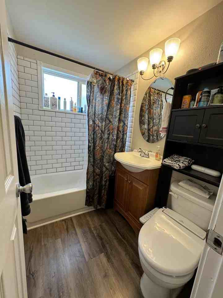 122 E 8th N #1 - Photo 7 of 15