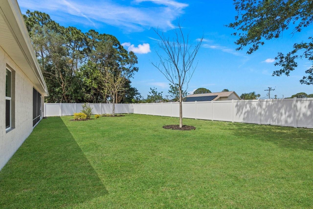 Se Proctor Ln - Photo 3 of 8