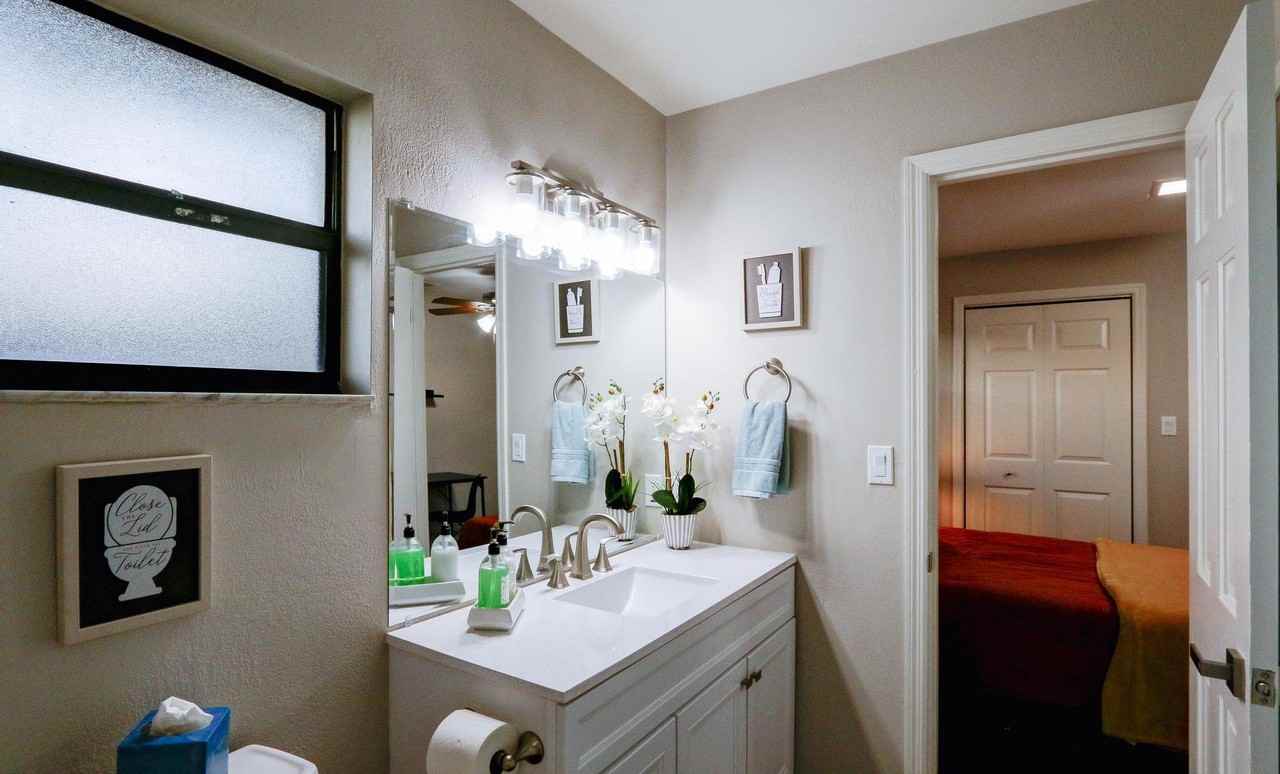 Verana Ct - Photo 2 of 11