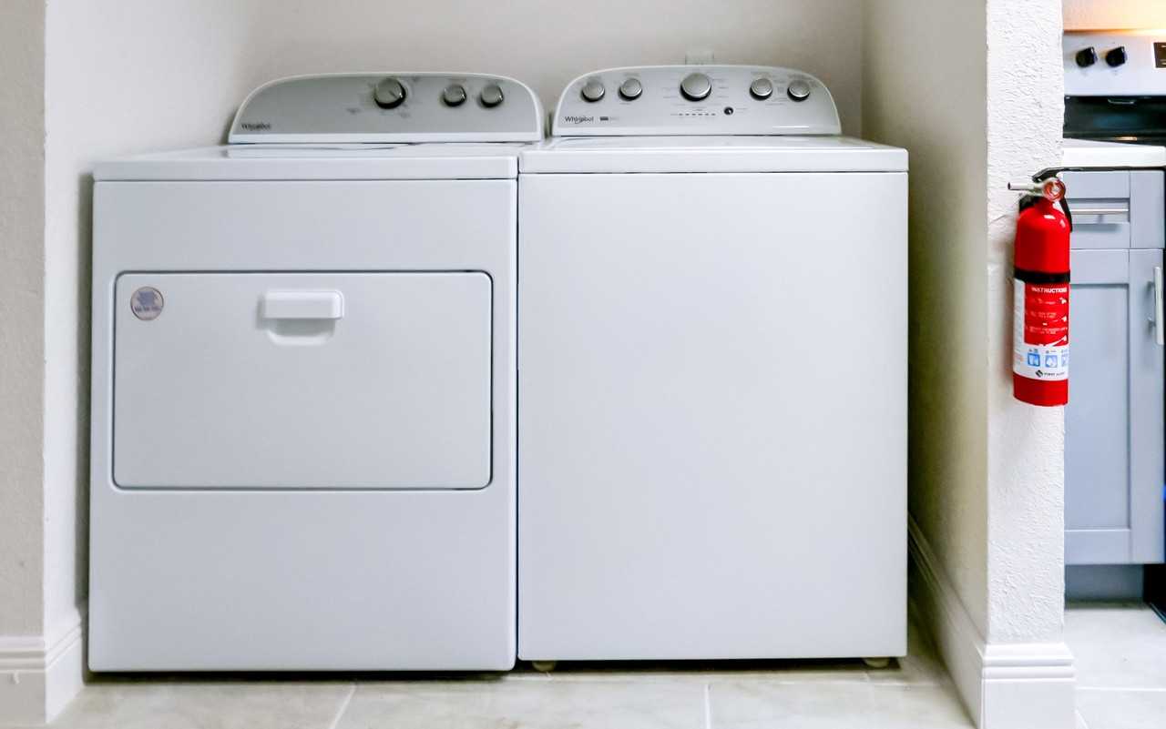 N 52nd St - Photo 7 of 16