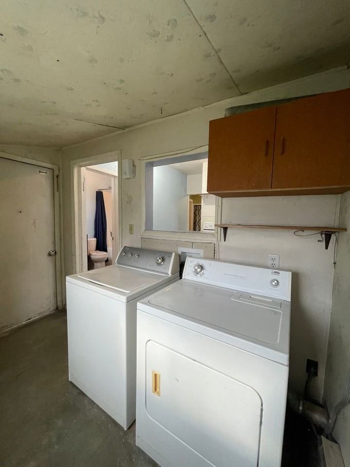112 W Park Ave - Photo 7 of 18