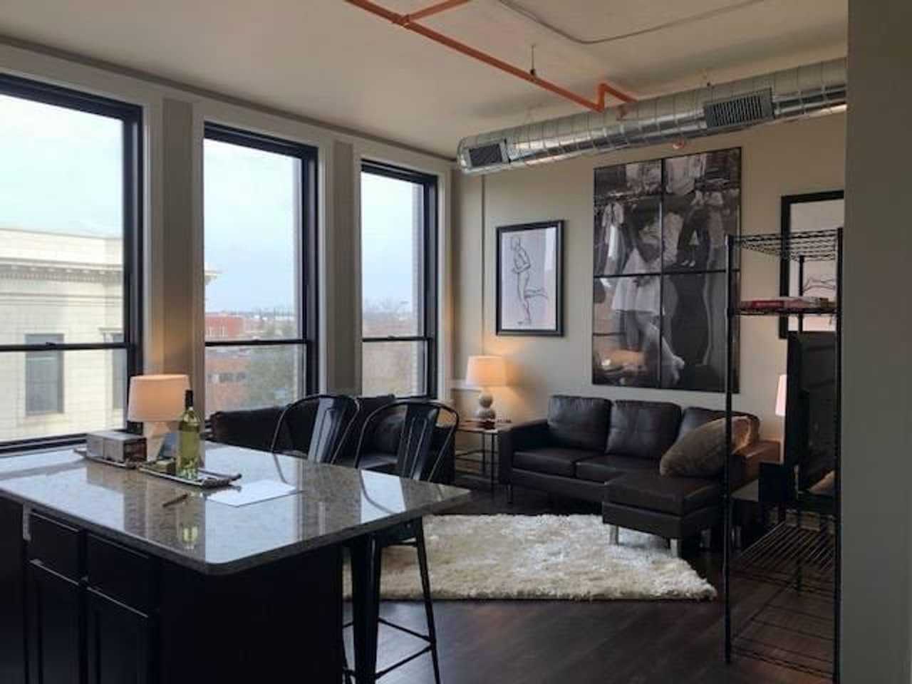 5&15 Apartments - Photo 4 of 50