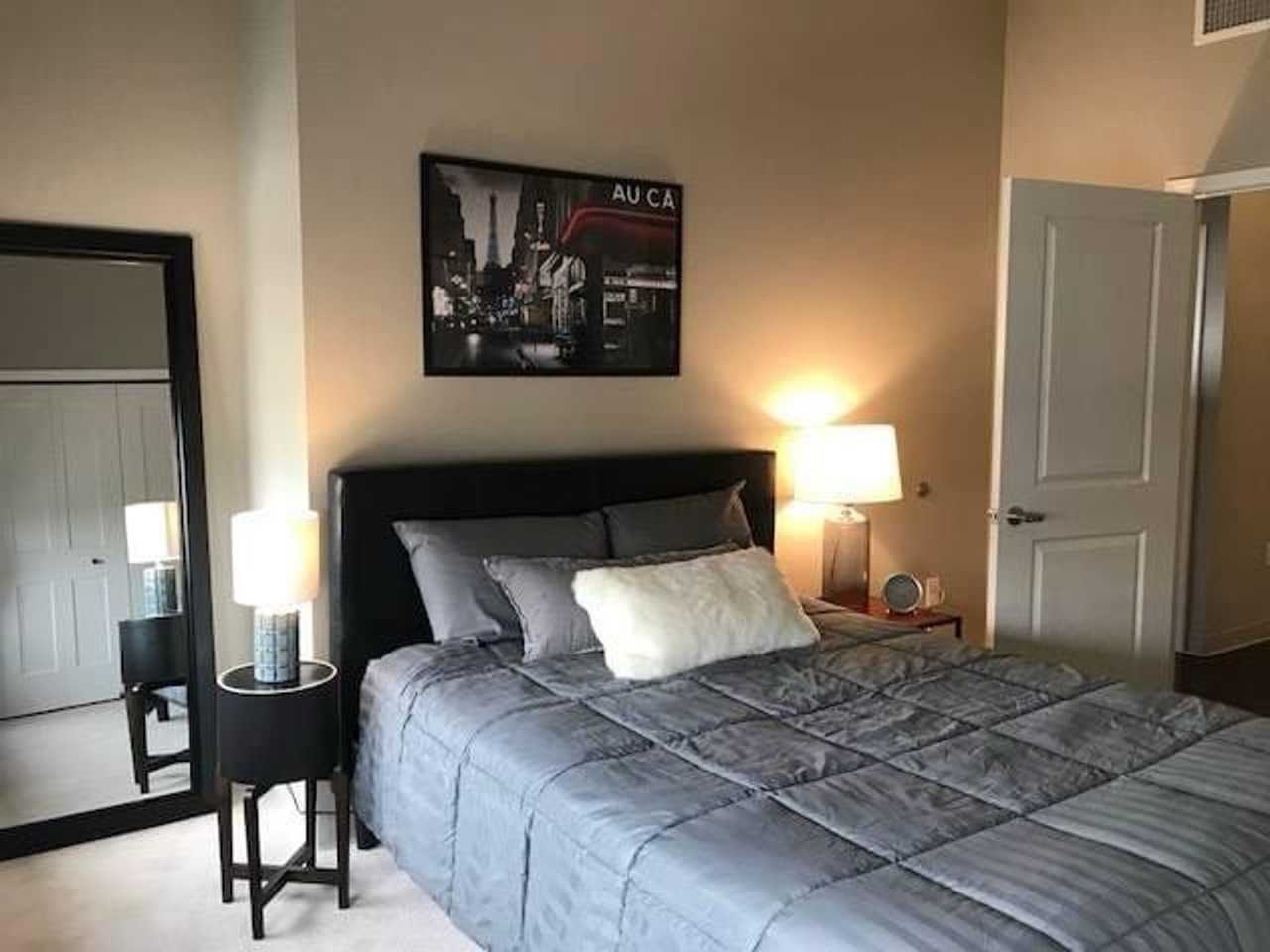 5&15 Apartments - Photo 5 of 50