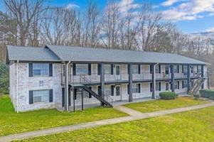 featured image of 180 Park Fairfax Dr