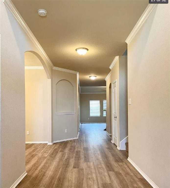11504 Aquilla Dr - Photo 3 of 32