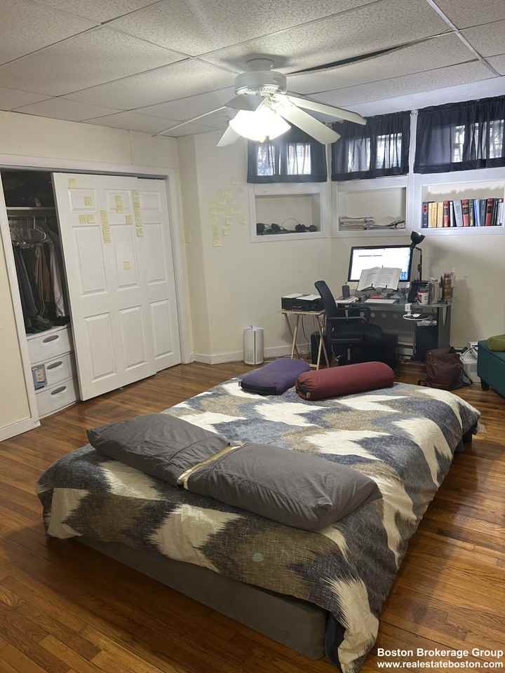 857 Beacon St #B2 - Photo 2 of 6