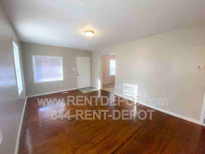 1540 Se Riverside Dr - Photo 2 of 8