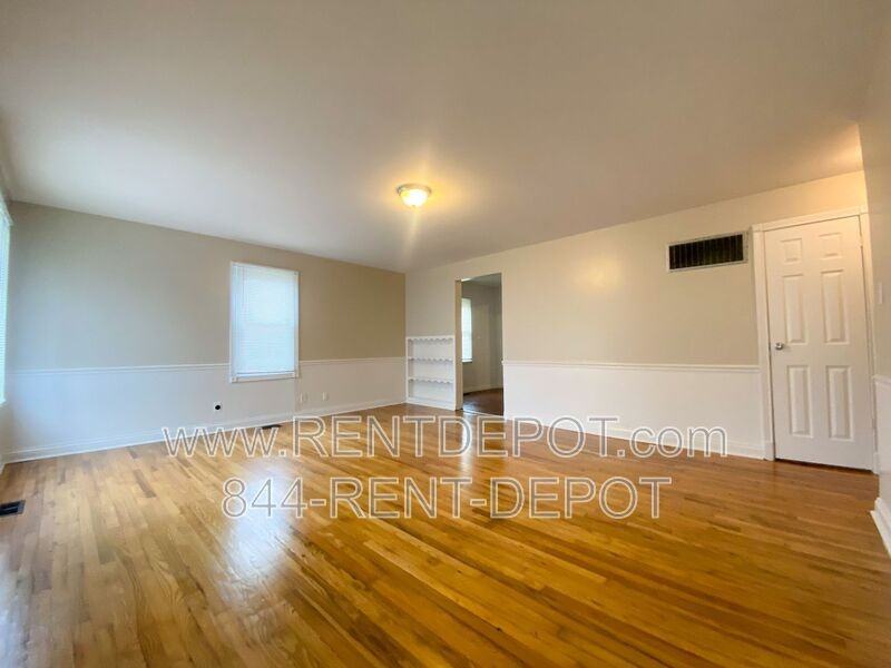 2035 Hicks Dr - Photo 2 of 12