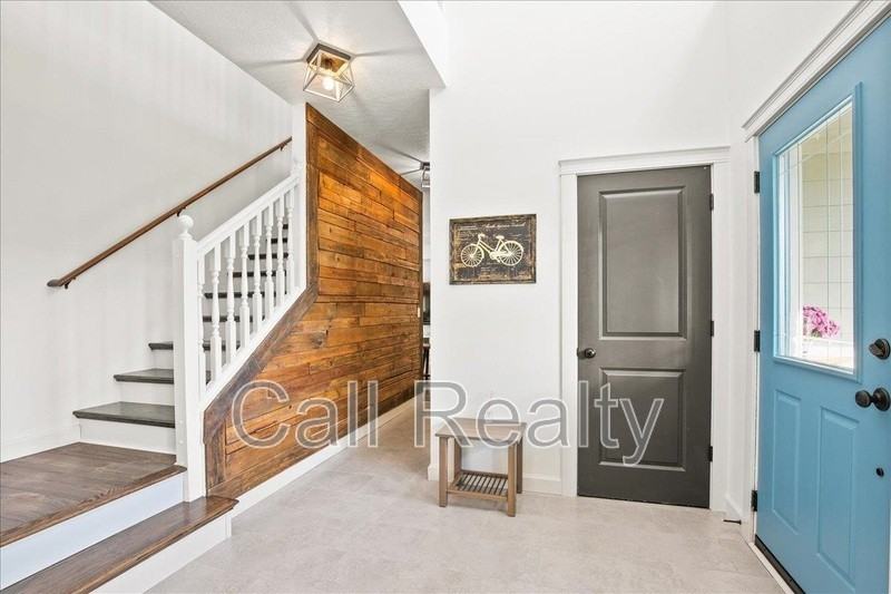 2522 W Juliann Ct - Photo 3 of 25