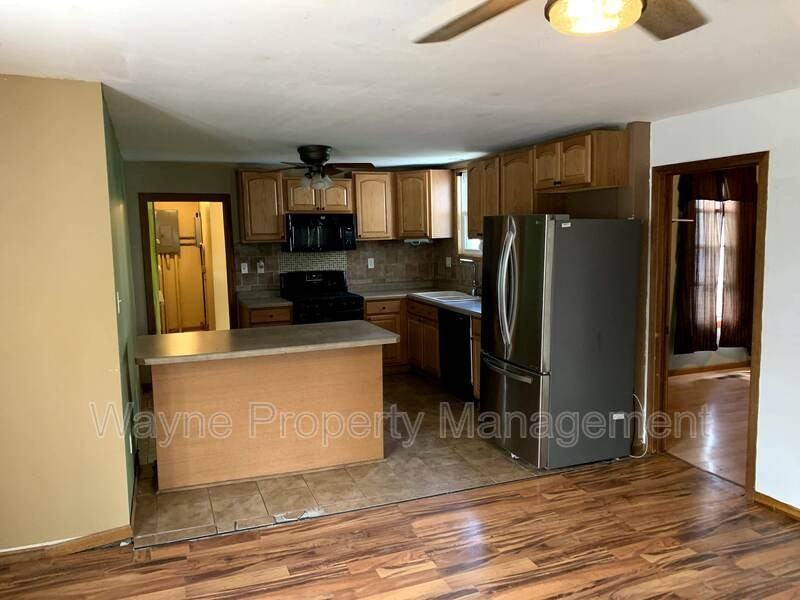 515 Nickellane Ave - Photo 6 of 32