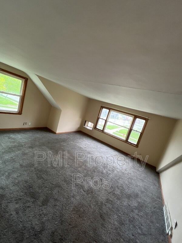 6101 W Congress St - Photo 3 of 4