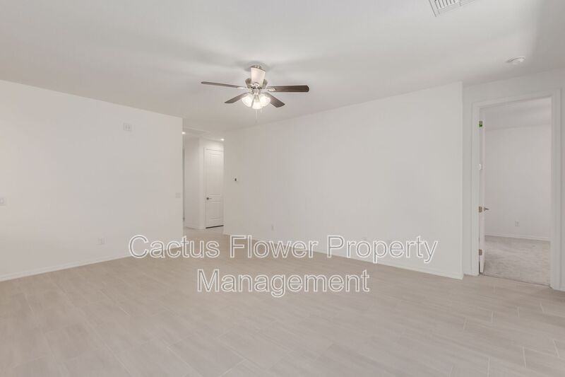 9416 E Spiral Ave - Photo 7 of 28