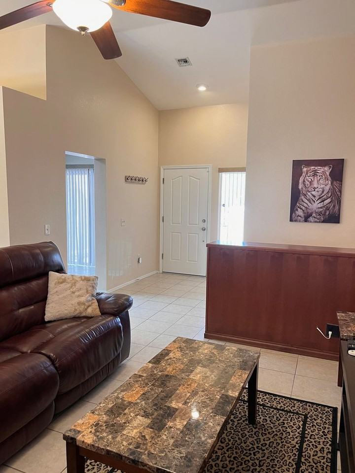 2741 Sungold Dr - Photo 6 of 25