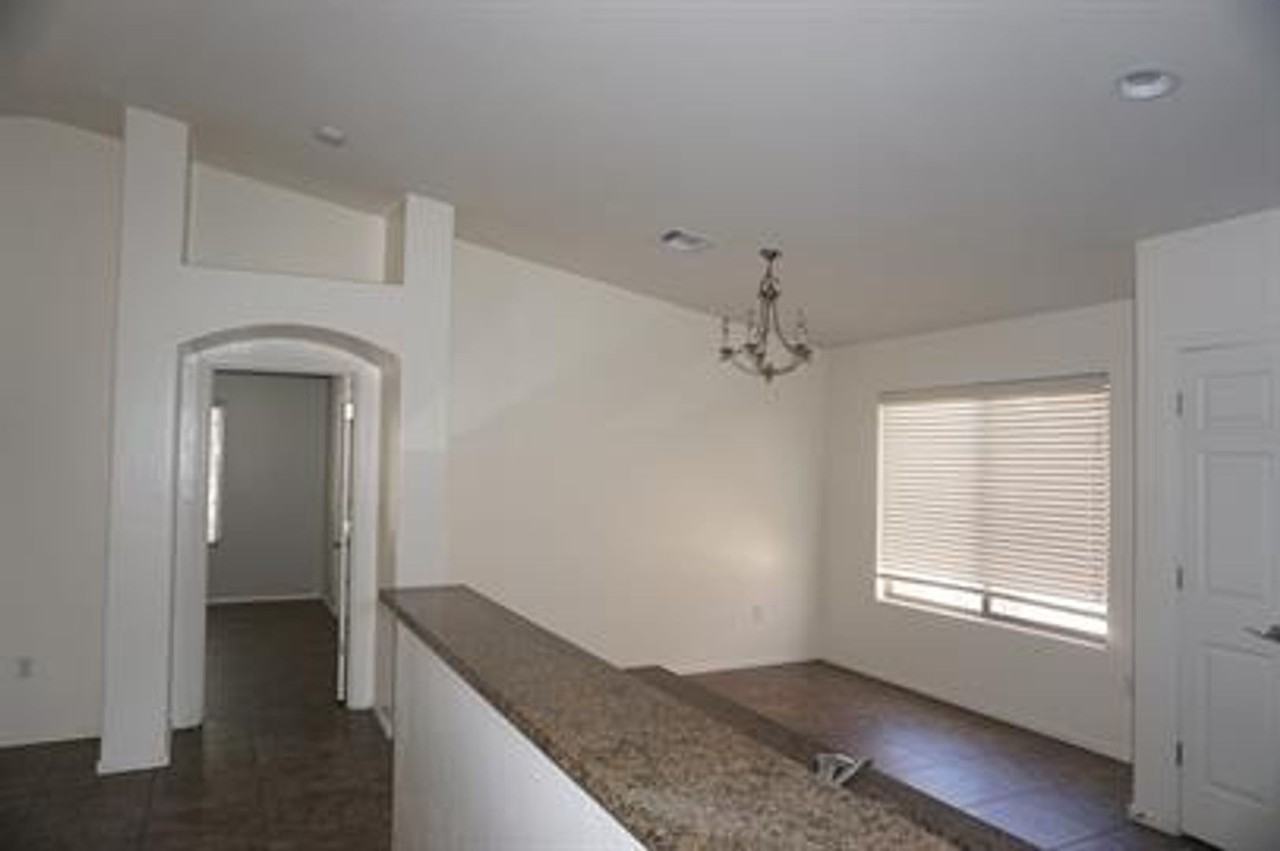 4137 E Shadow Branch Dr - Photo 5 of 50