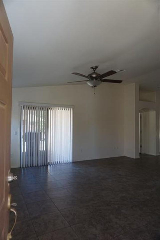4137 E Shadow Branch Dr - Photo 3 of 36