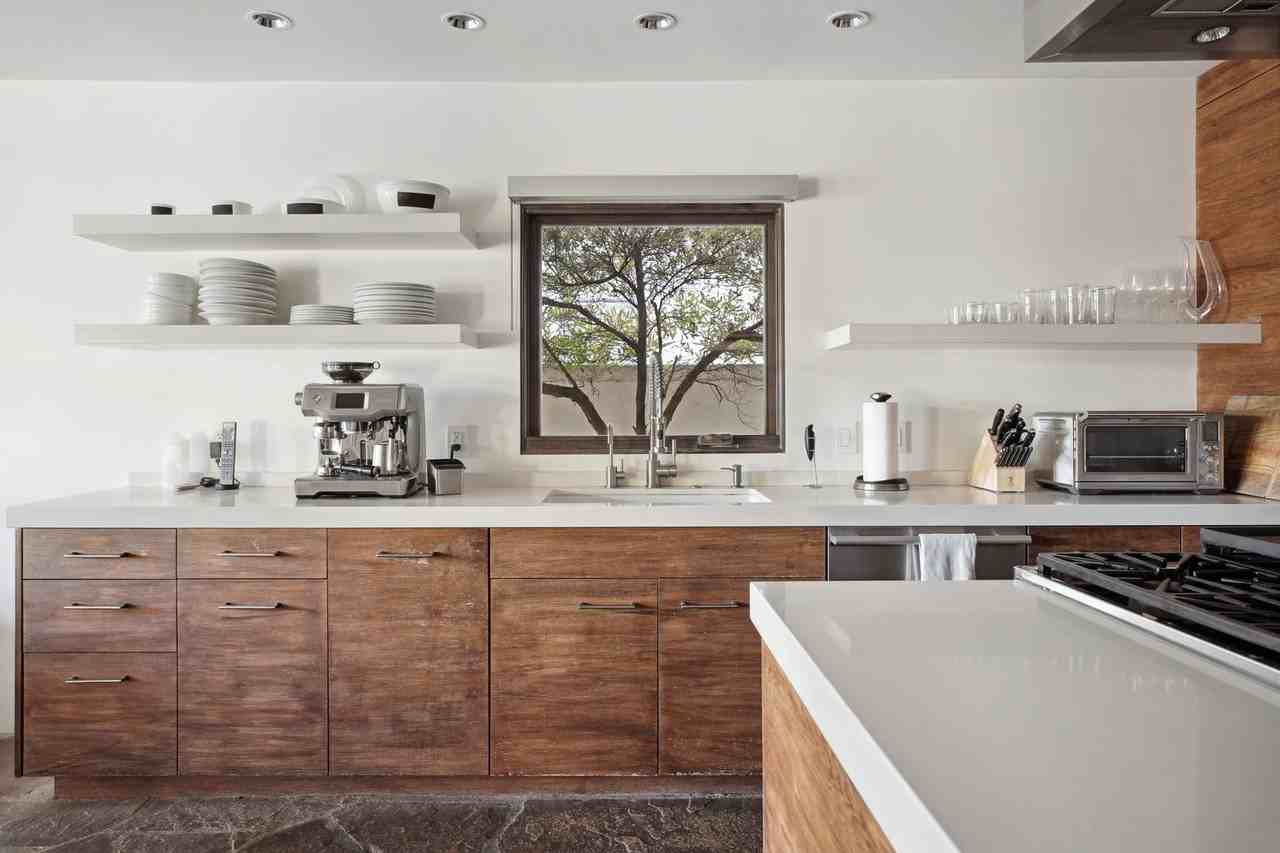 405 N Star Ln - Photo 3 of 49