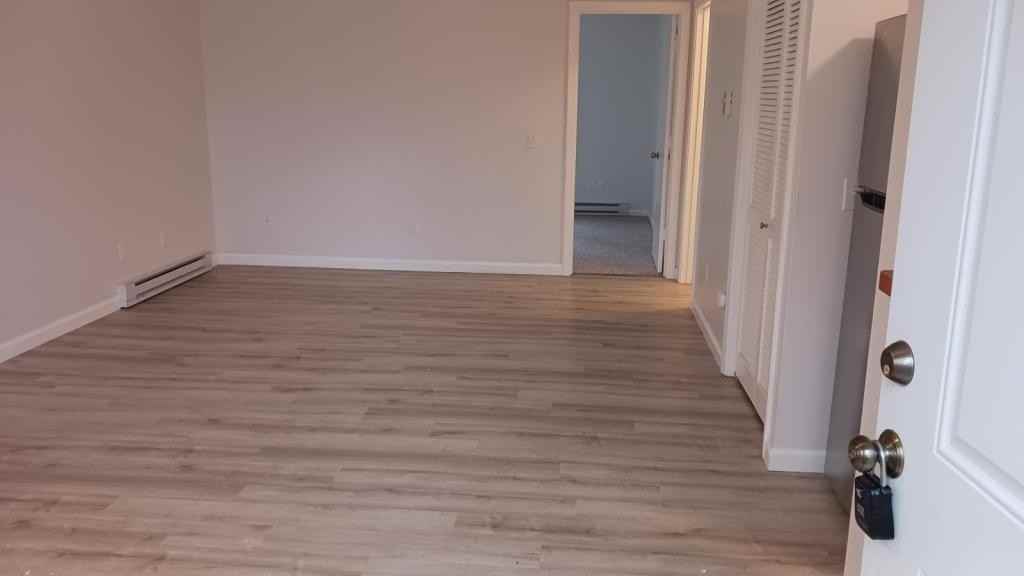 65 Maple St - Photo 5 of 18
