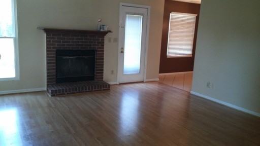 119 Ridgebend Dr - Photo 3 of 9