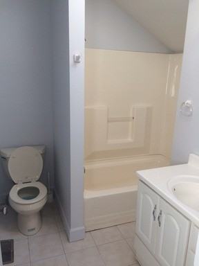 127 Beechwood Ave - Photo 3 of 12