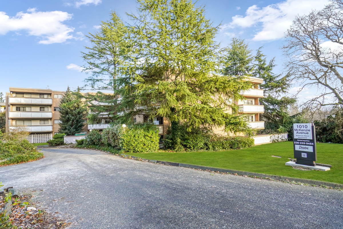 McKenzie Manor Apartments 1010 Mckenzie Ave, Saanich, BC V8X 4B2 Zumper
