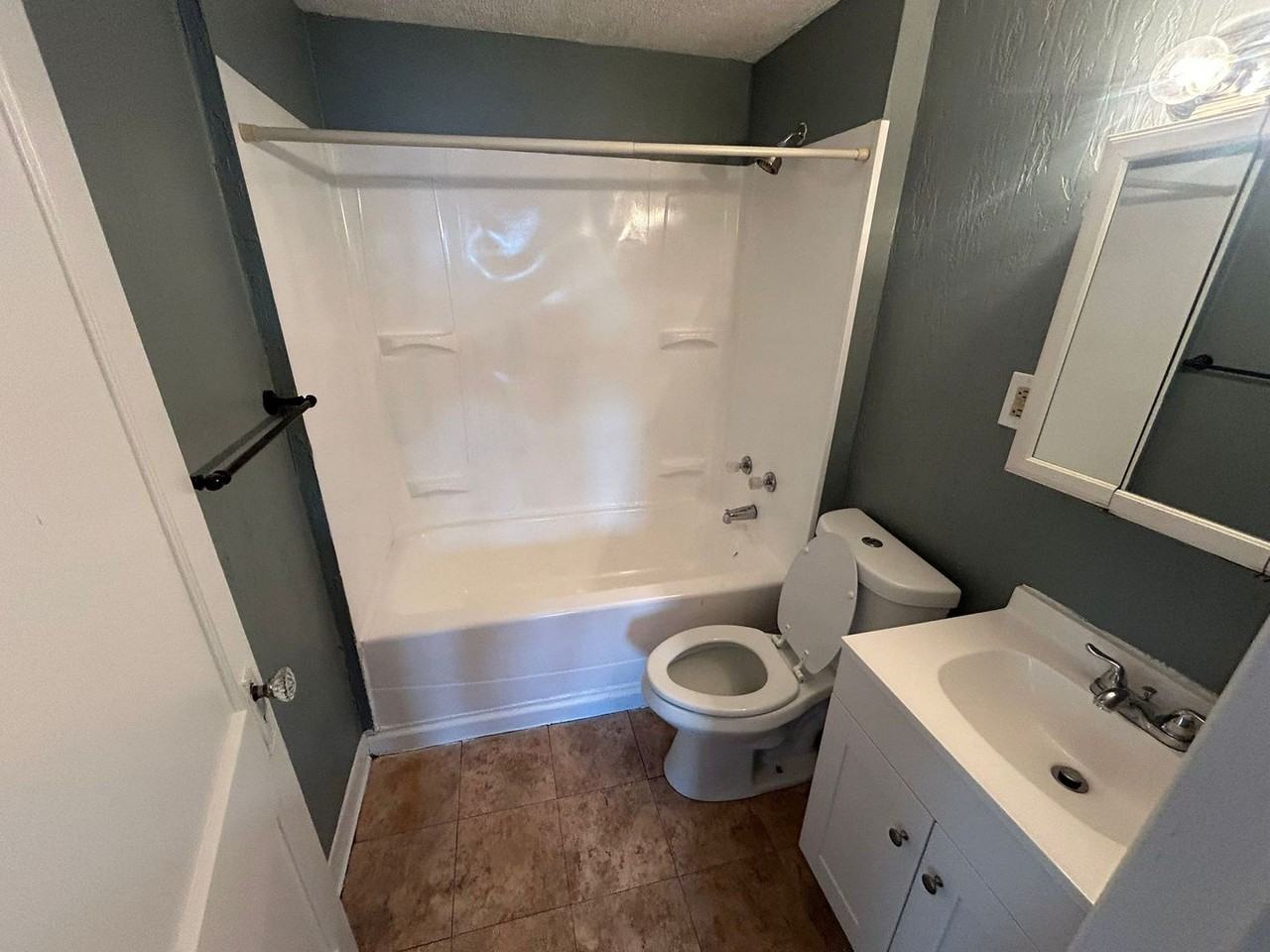 1234 E 172 - Photo 3 of 7