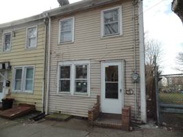 featured image of 549 Lamberton St