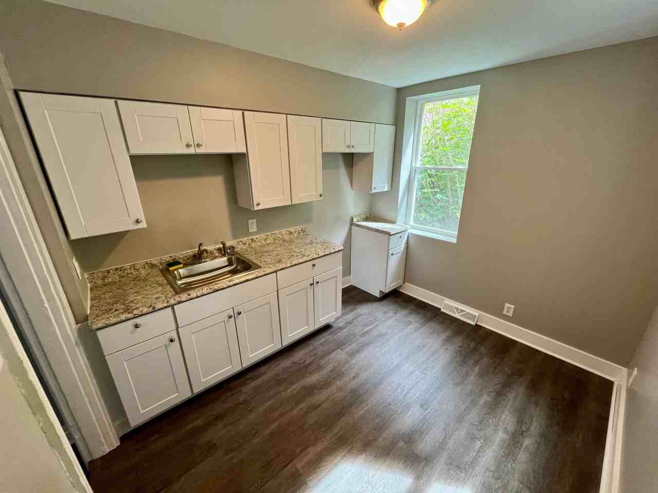 2206 La Place St - Photo 2 of 15