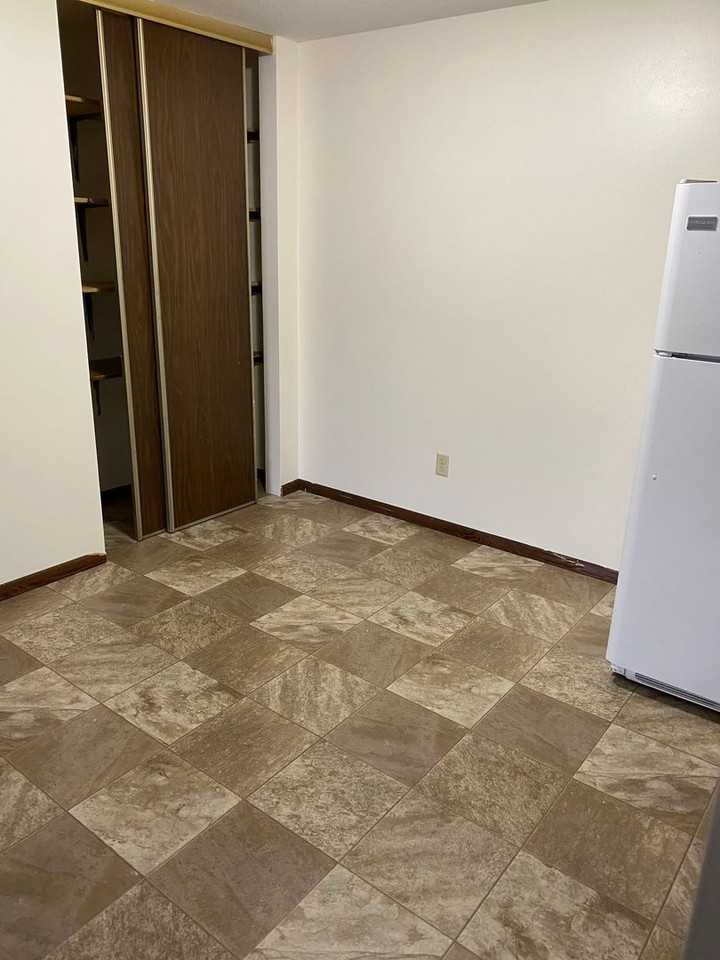 344 Apartments - Photo 3 of 7