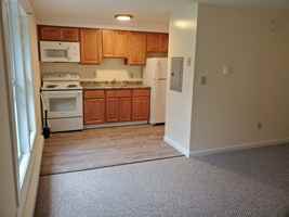 featured image of 10A Maple St