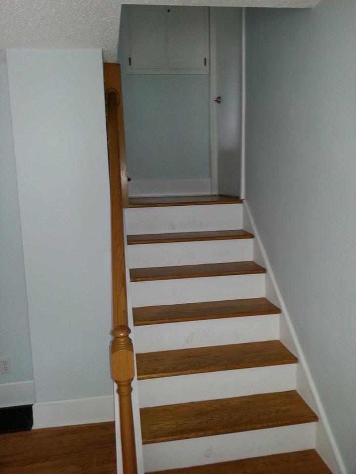 249 Woolf Ave - Photo 5 of 11