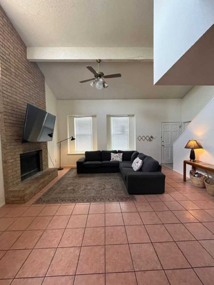 3431 Shenandoah Pl - Photo 3 of 21