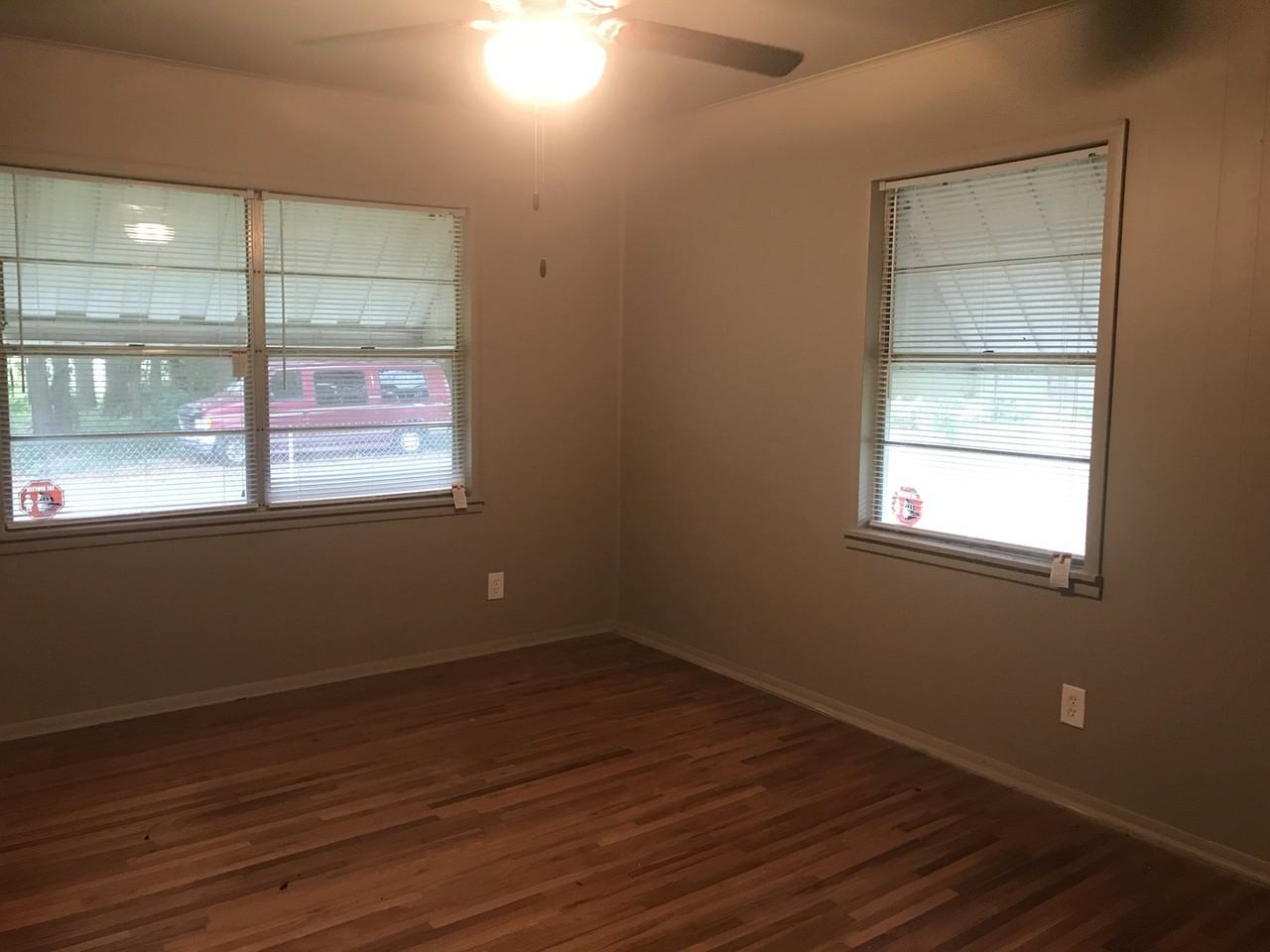 103 Mumford Dr - Photo 4 of 20