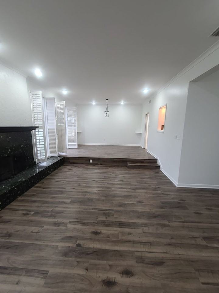 2021 Oak Forest Country Club Dr - Photo 5 of 23