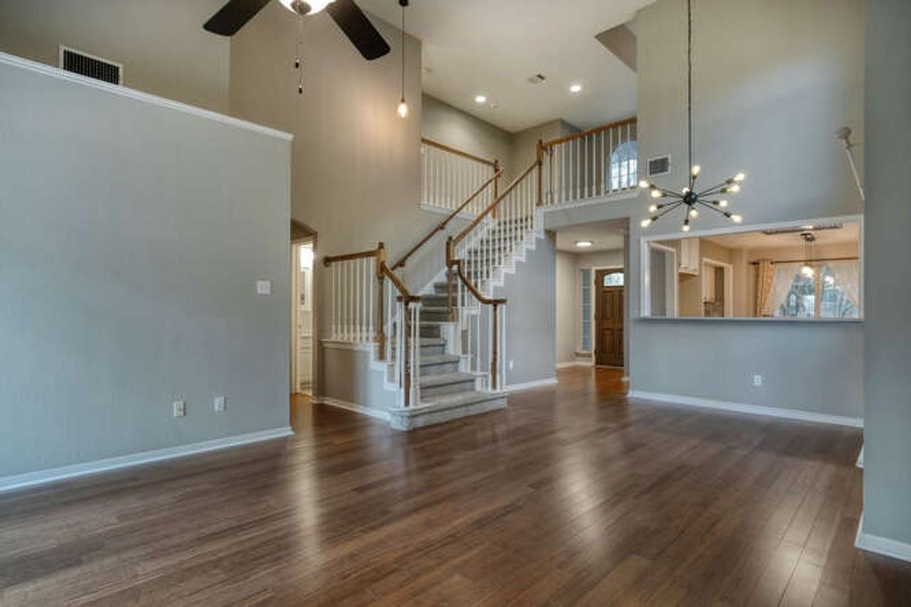 5917 Charles Schreiner Trl - Photo 5 of 14