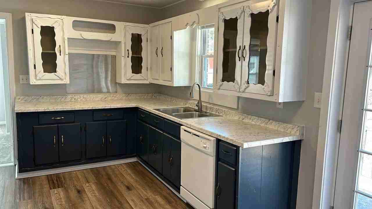 207 W Belvedere Rd - Photo 4 of 18